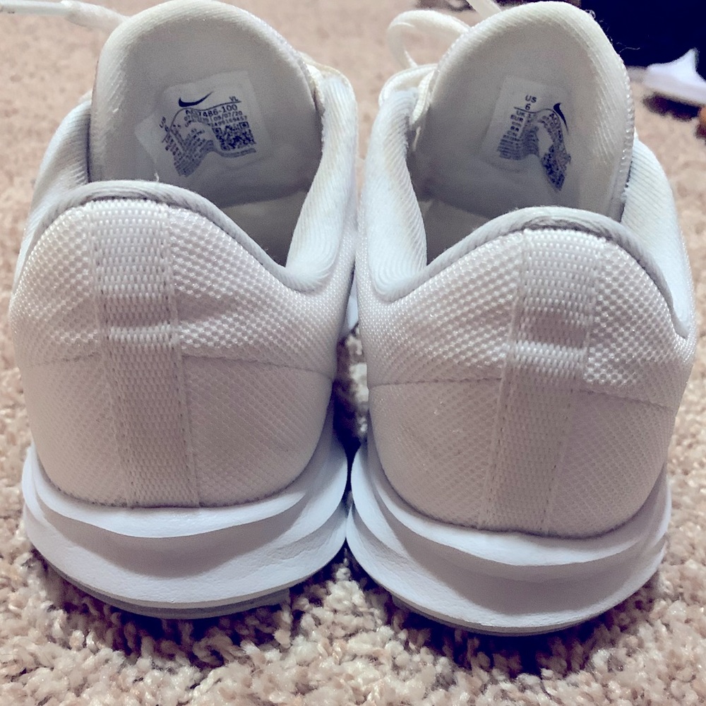 Nikes - Picture 5 of 7